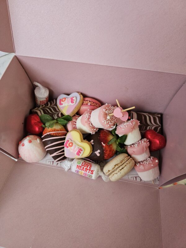 Treat box - Image 2