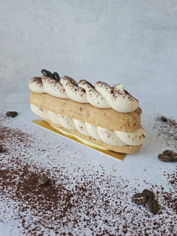 Deep filled Eclair - Image 4